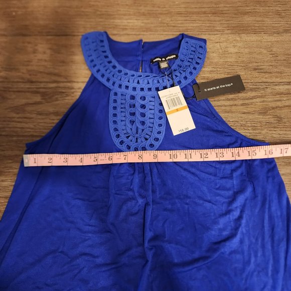 Cable & Gauge Electric Blue Tank top crochet neckline NWT Small - Picture 6 of 10